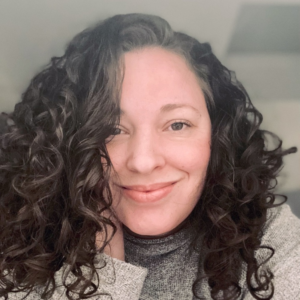 Meet your Posher, Stacy